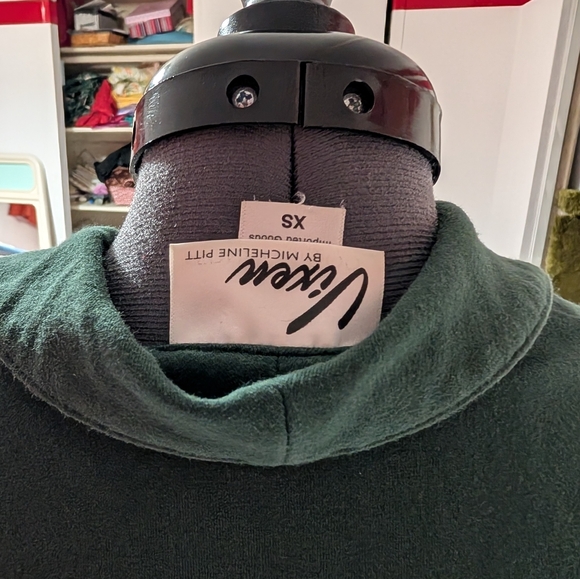 Vixen Top green Vixen by Micheline Pitt - Picture 2 of 2